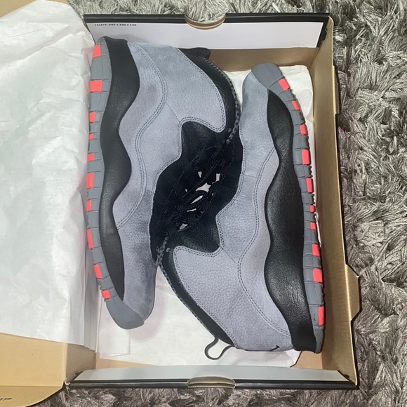 Jordan Retro 10 Infared - Picture 6 of 8